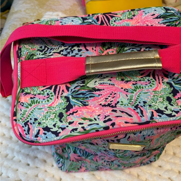 Lilly Pulitzer Cooler NWT - Picture 3 of 12